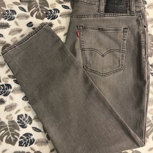 Men’s Levi 541 Jeans Waist 38x32. Dark Gray. New, No Tags